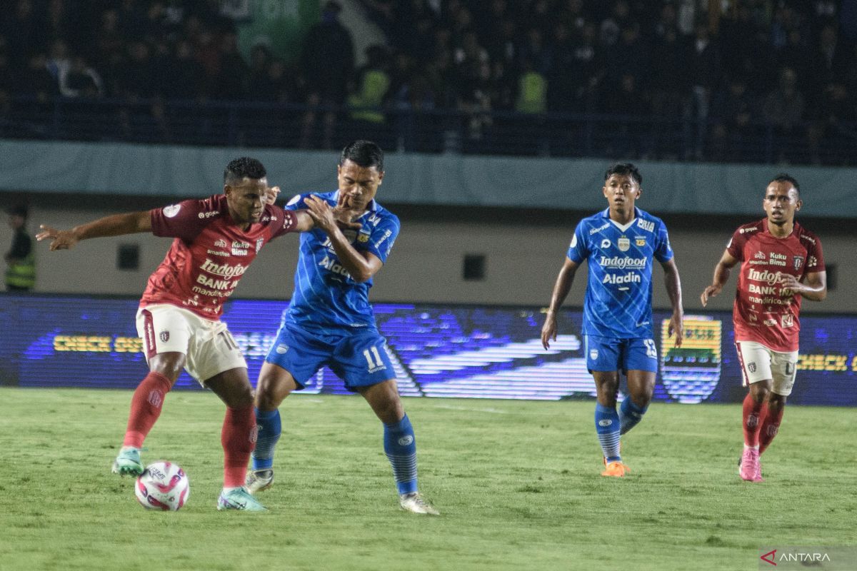 Dedi Kusnandar yakin Persib Bandung bisa tampil lebih baik