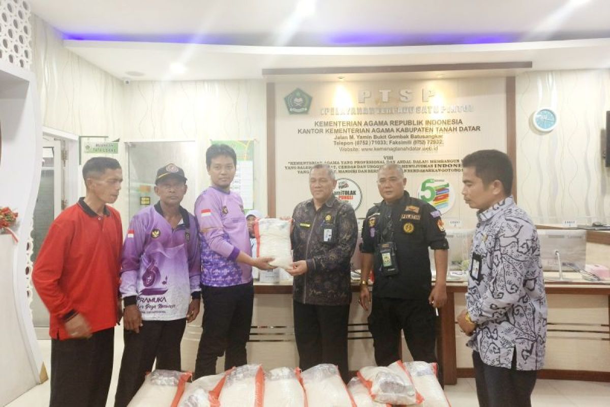 Pramuka Peduli, Kwarcab 0308 Pasaman salurkan 200 paket sembako