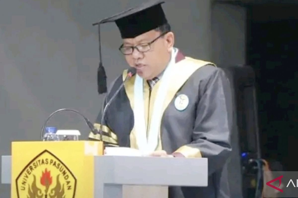 Wisuda Doktor Universitas Pasundan, Bupati Suhardiman didapuk berikan sambutan