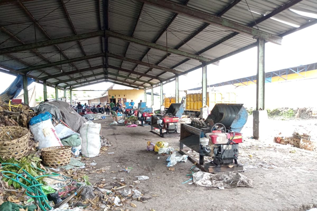 DLH usulkan ambil alih pengelolaan sampah swasta di Mataram
