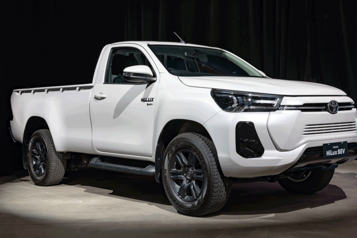 Toyota konfirmasi produksi Hilux listrik