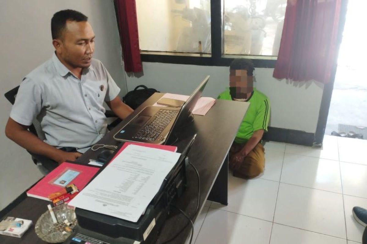 Polisi amankan seorang pria curi kotak amal di masjid Lombok Tengah