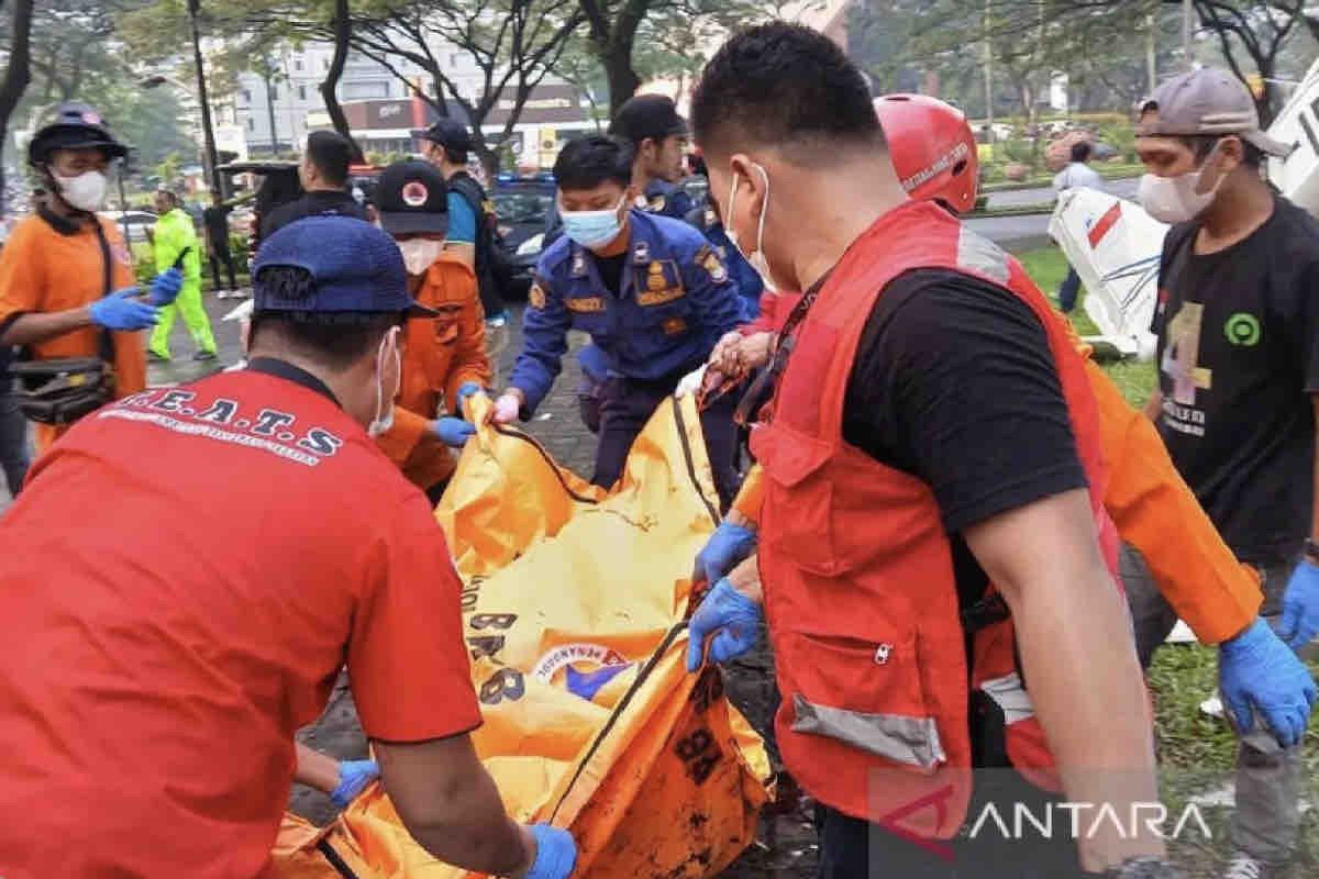 Tiga korban pesawat jatuh di BSD Tangerang