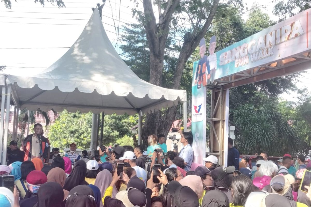 Sebanyak 15.000 peserta ikuti jalan santai Sangganipa di Kota Palu