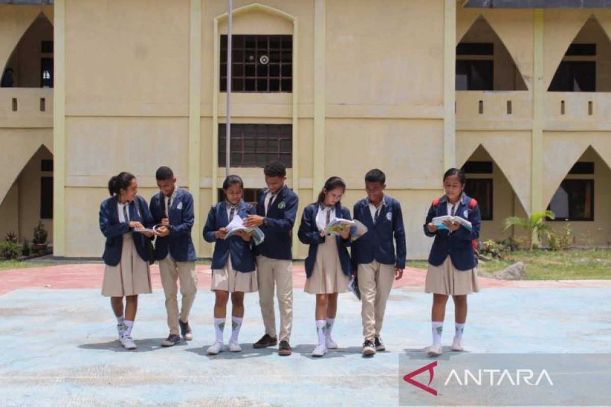 Kemenag bangun sekolah menengah Agama Katolik negeri tahun ini