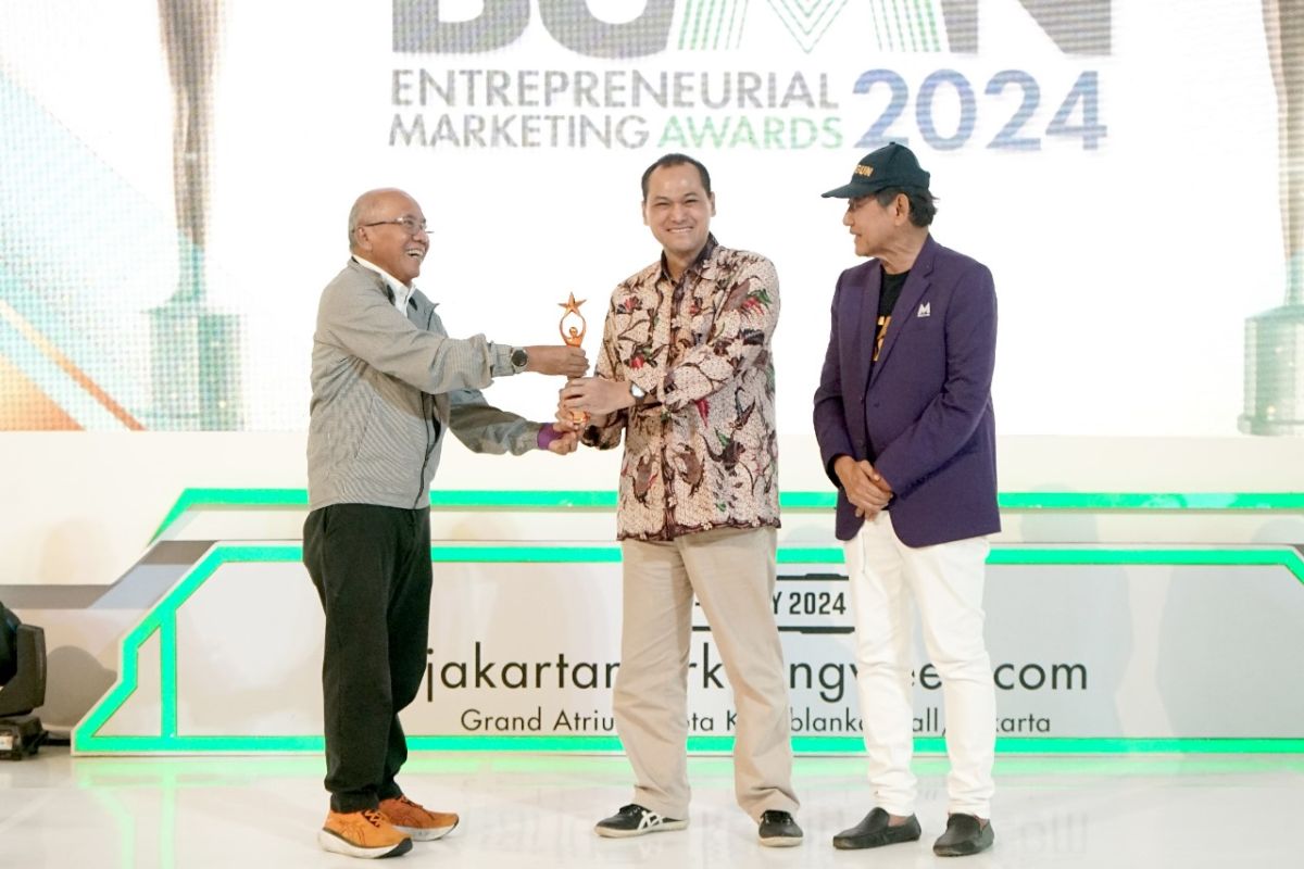 Anak usaha SIG meraih BUMN Entrepreneurial Marketing Awards 2024