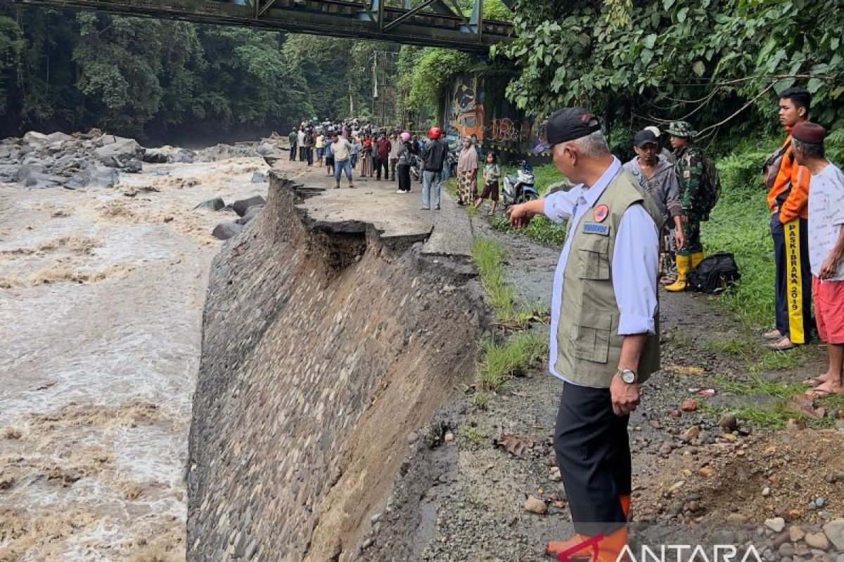 Ini jumlah kerugian sementara bencana banjir di Sumbar mencapai Rp108,38 miliar