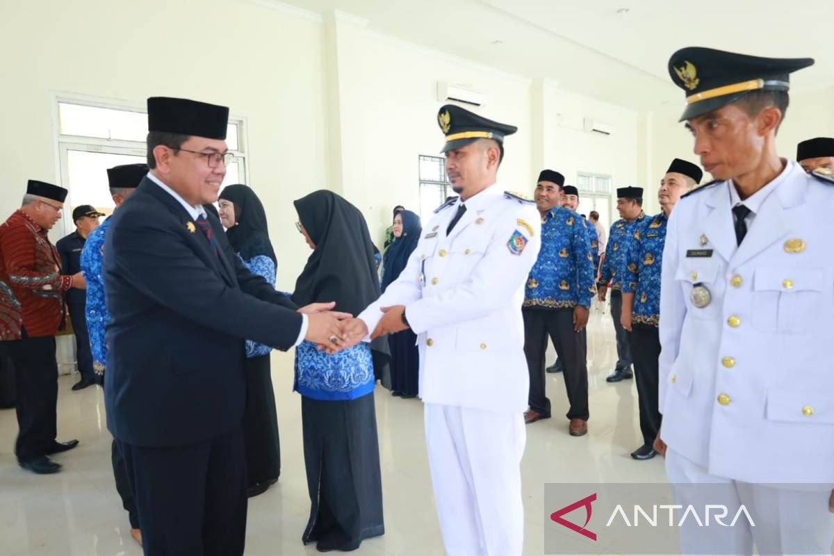 Pj Bupati Aceh Barat minta ASN tingkatkan layanan publik