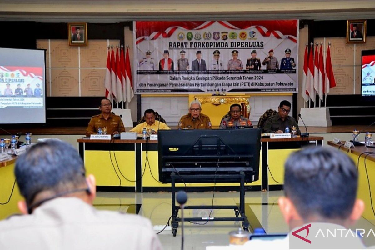 Penjabat Gubernur Gorontalo pastikan kesiapan Pilkada