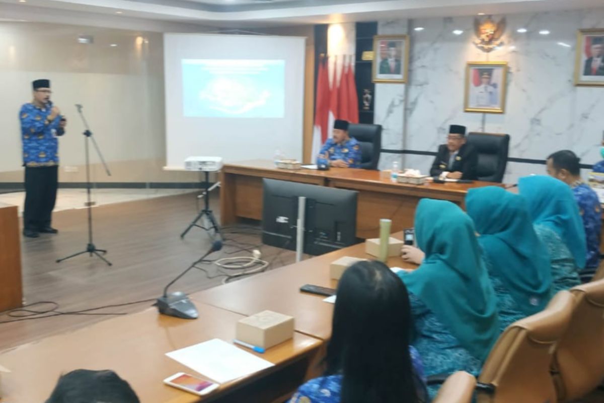 Bupati minta lurah tingkatkan pelayanan dan kesejahteraan warga