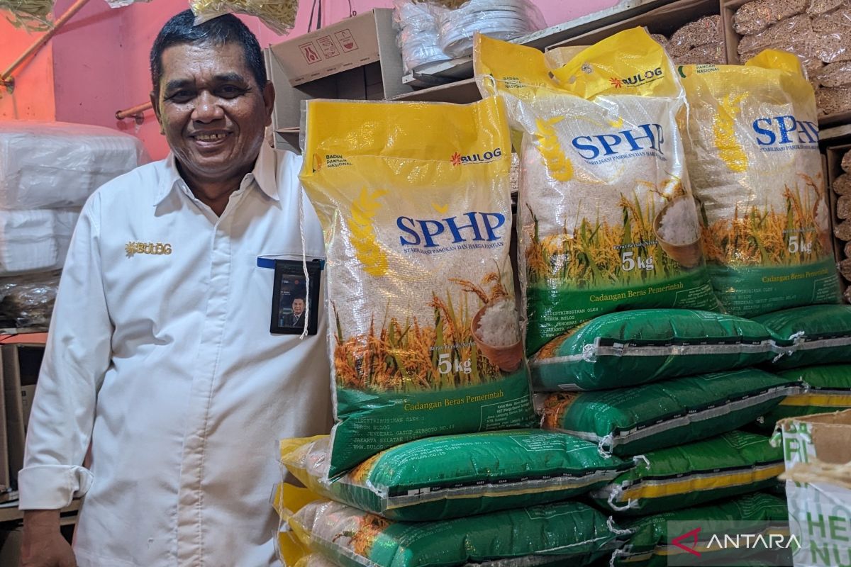 Bulog Sumut salurkan 7.376,84 ton bantuan pangan beras tahap  kedua