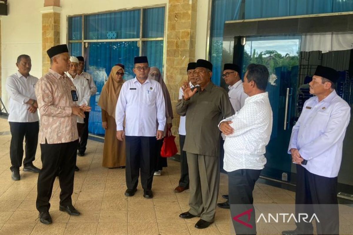 Garuda siapkan ayam tangkap dan daging masak putih untuk jamaah haji