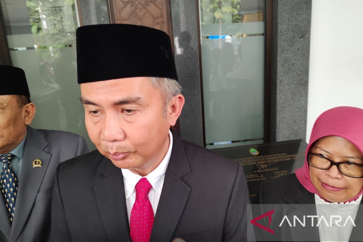 Pj Gubernur yakin Kejati Jabar profesional terkait kasus korupsi di Karawang