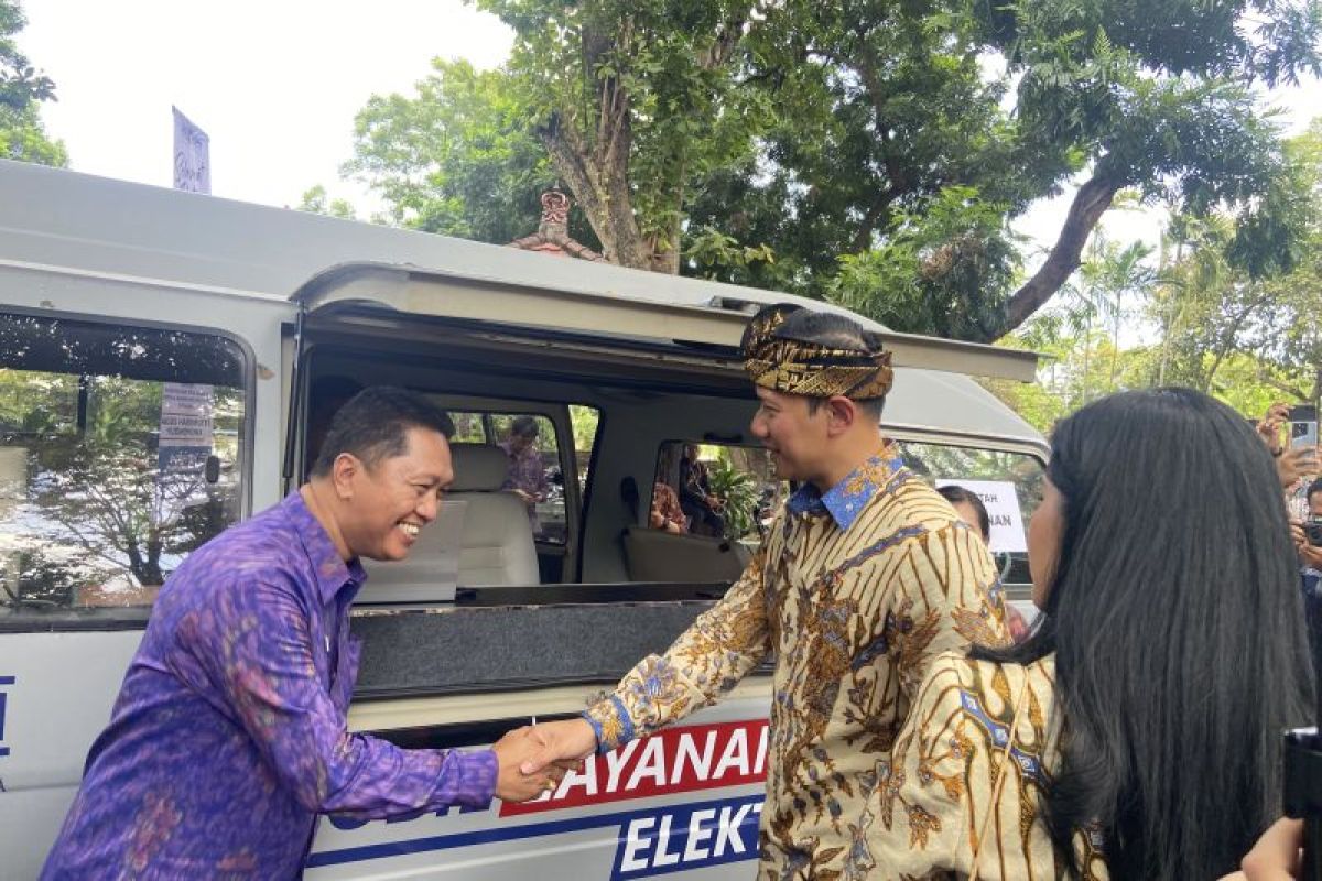 AHY luncurkan mobil keliling untuk layani urusan pertanahan di Bali