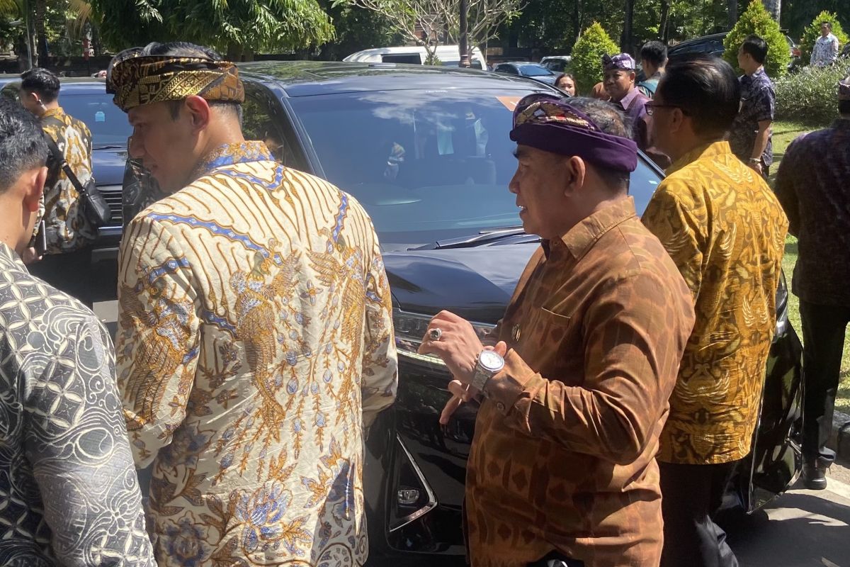 Bupati Jembrana sebut tak ada agenda politik AHY selama di Bali