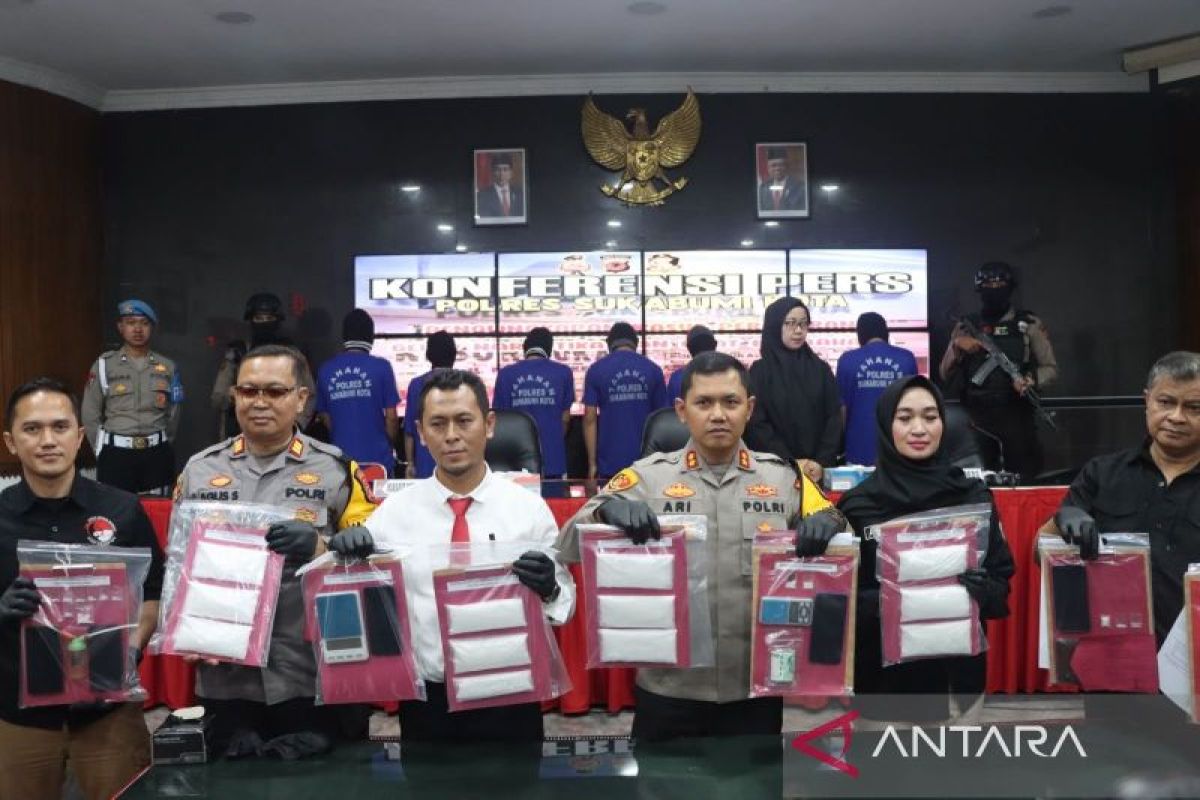 Nearly 2kg meth seized in Sukabumi drug bust