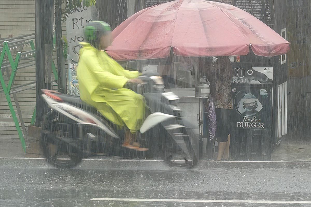 Berita unggulan akhir pekan, mayoritas wilayah RI hujan hingga pidato Megawati di Rakernas PDIP