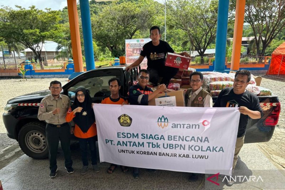 Antam bersama ESDM Siaga Bencana bantu korban banjir Luwu