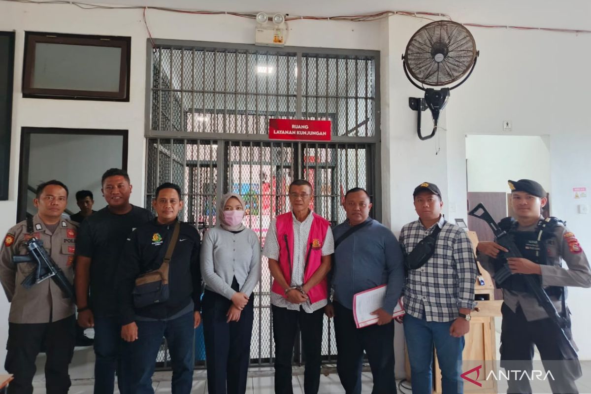 Kejari Dompu titip penahanan mantan Kadishub Dompu di Lapas Lombok Barat