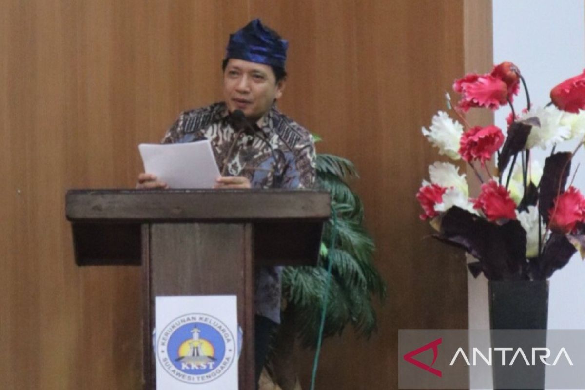 Pj Gubernur ajak warga Maluku perkuat kerukunan dengan Keluarga Sulawesi Tenggara