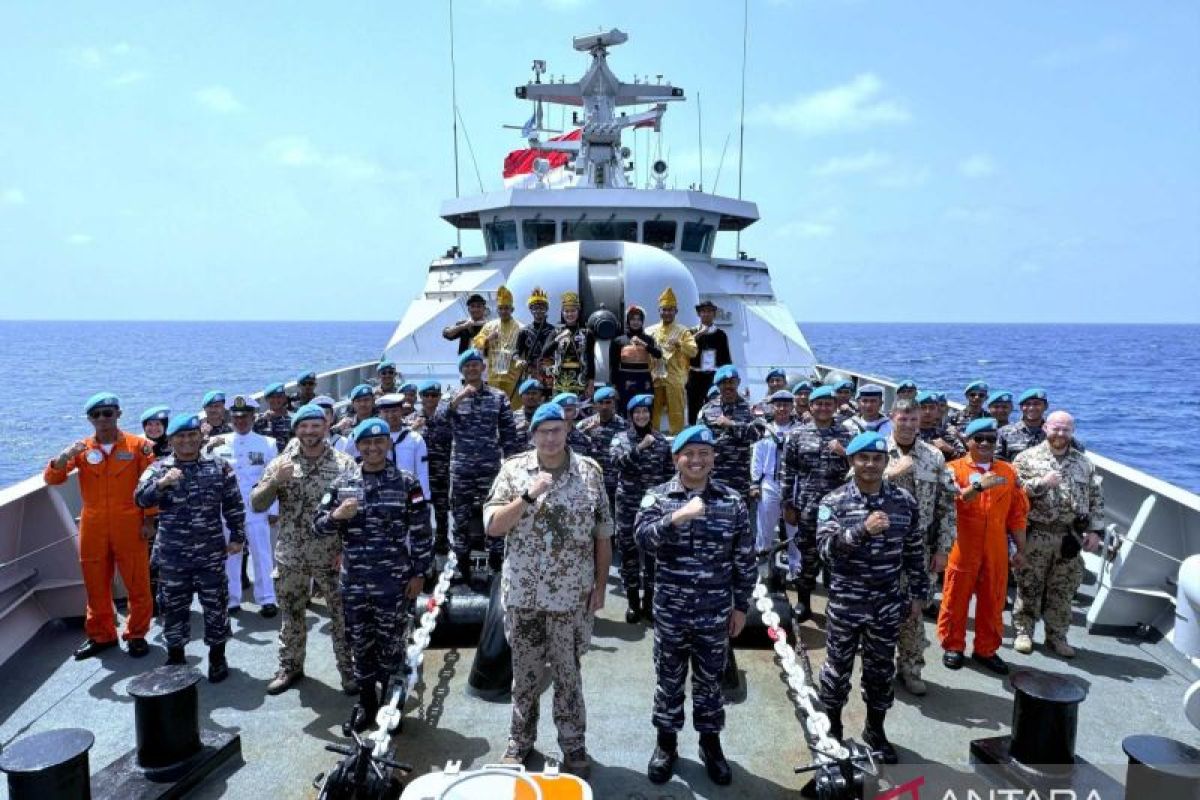 KRI Diponegoro headquarters warship during Picard exercise: Navy