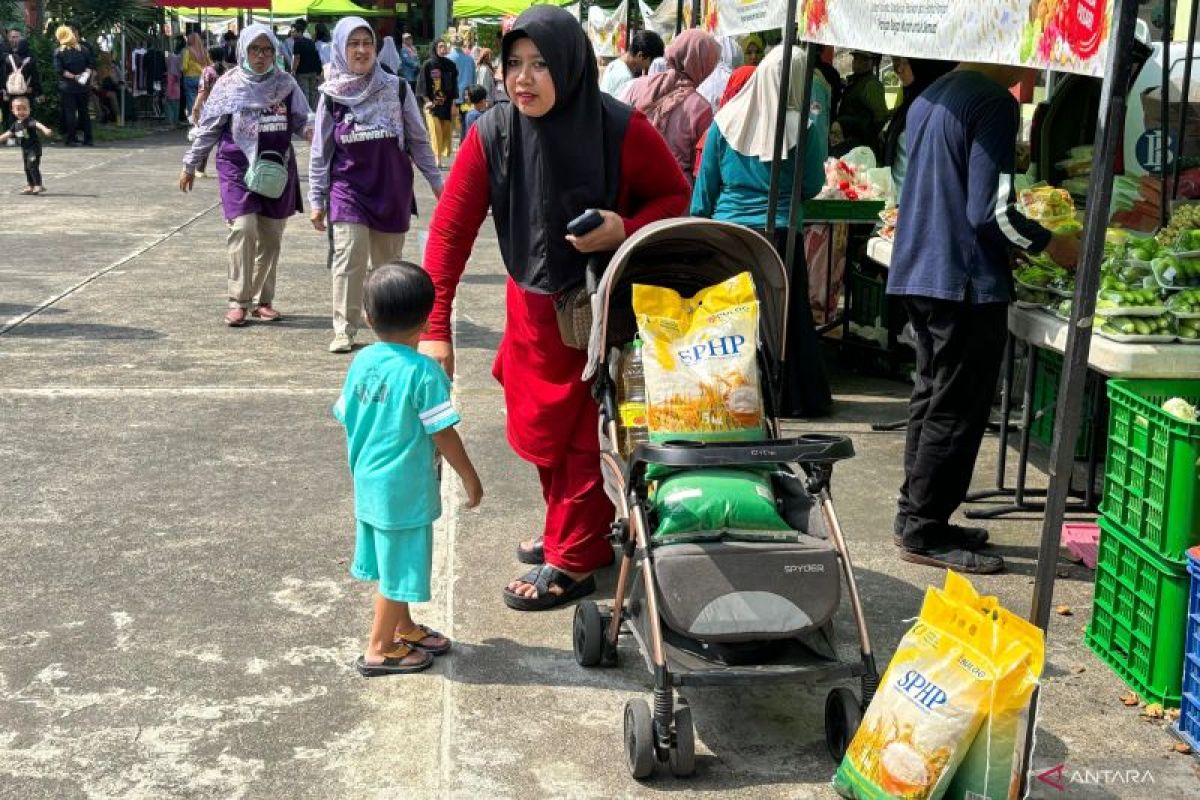 Bulog: Permintaan beras SPHP di Bandung tetap tinggi meski harga naik