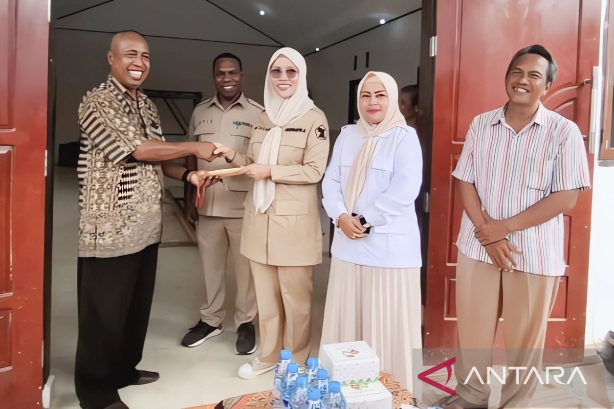 Prabowo salurkan bantuan untuk rumah ibadah dan ponpes