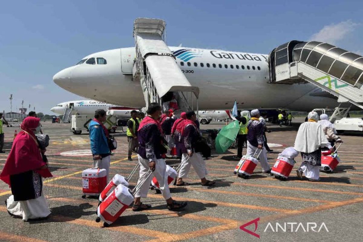 Kemenhub beri teguran dan tindakan tegas pada Garuda Indonesia perbaiki layanan haji