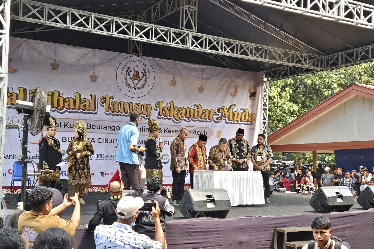 Pj Gubernur Babel hadiri Halal Bihalal belasan ribu warga Aceh Jabodetabek