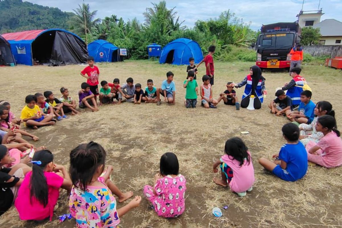 Pertamina gelar trauma healing bagi korban erupsi Gunung Ibu di Halbar