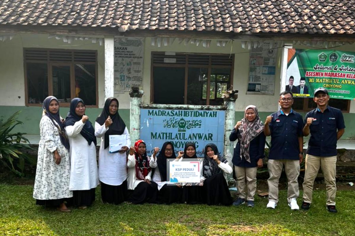 PT. KSP bantu kegiatan belajar mengajar di Pandeglang