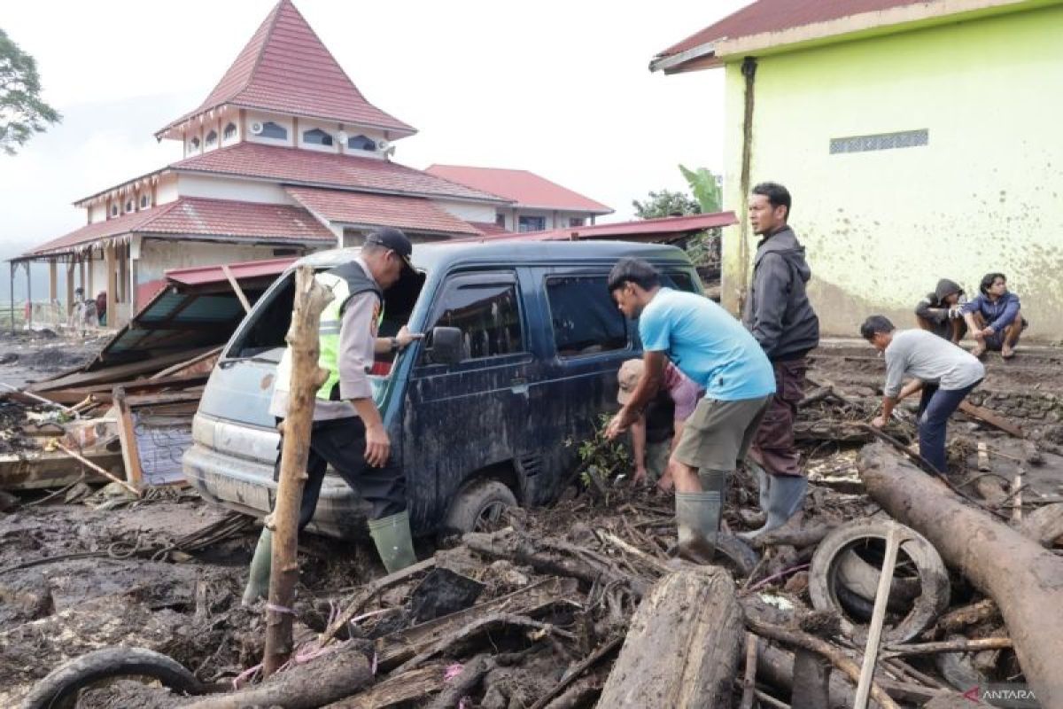 PVMBG ingatkan warga untuk terus waspadai potensi banjir bandang susulan Marapi