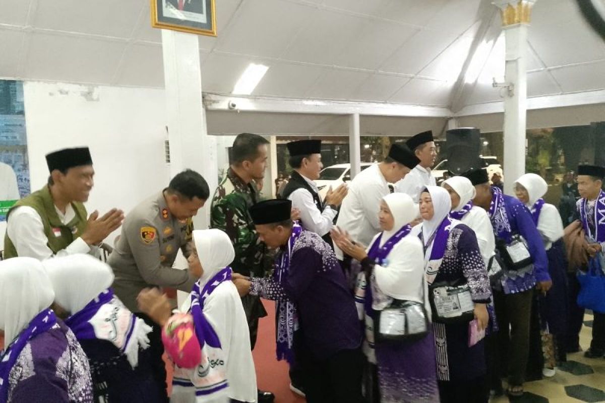 Bupati Iwan Kurniawan doakan jamaah haji Lebak raih haji mabrur