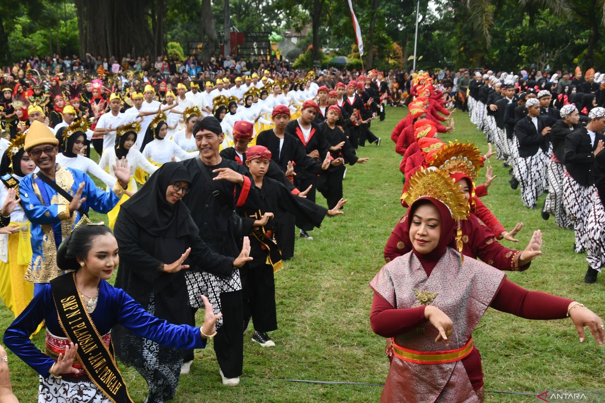 Sejarah singkat dan tema Hari Pendidikan Nasional 2025