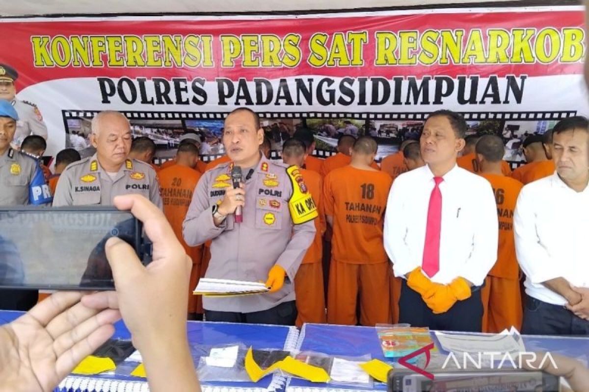 Polres Padangsidimpuan ungkap peredaran narkoba,  tersangkanya 101 orang