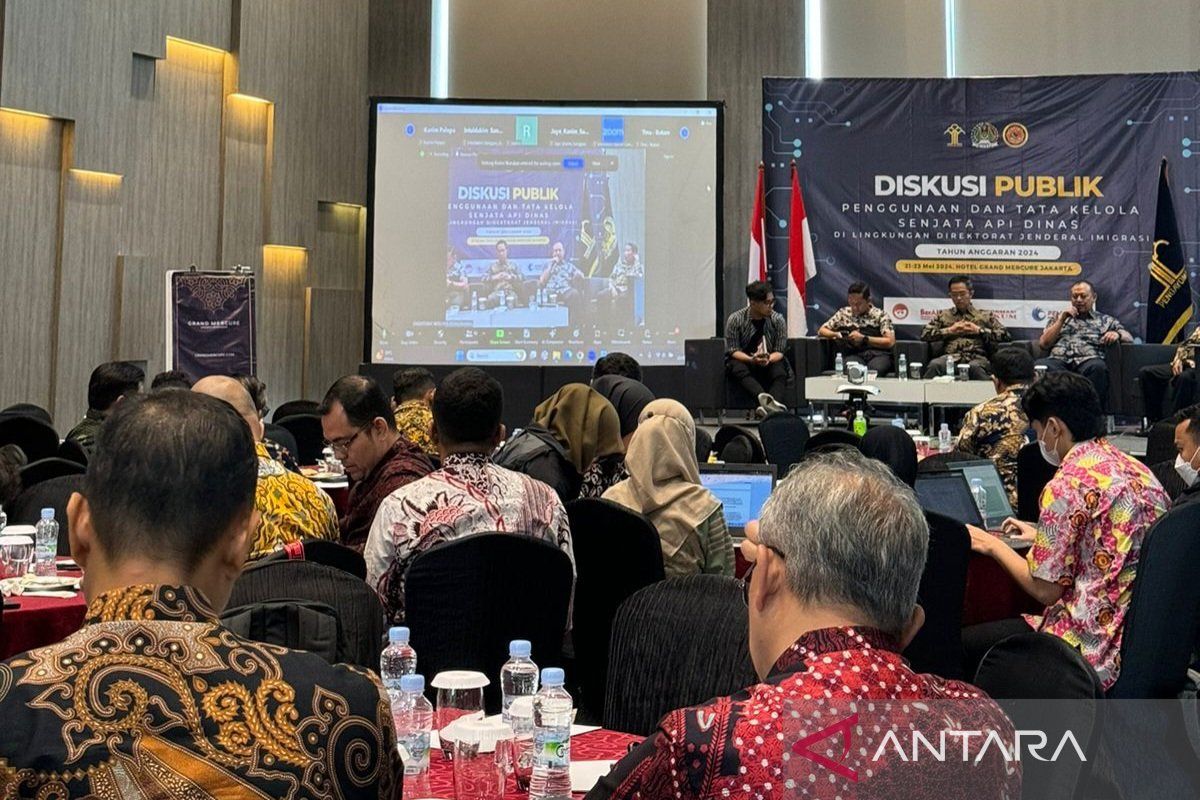 Imigrasi Banggai ikut diskusi publik penggunaan senjata api