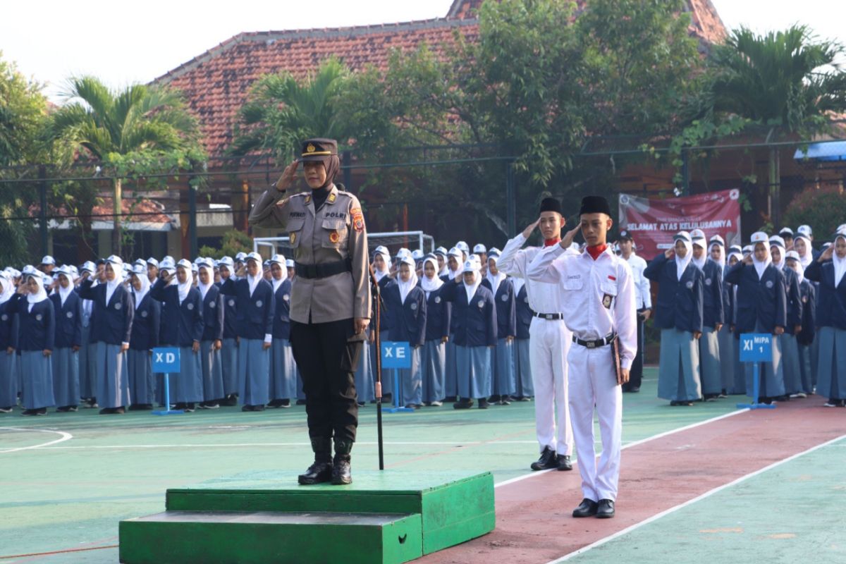 Polres Kulon Progo sosialisasikan "Labuh Segoro' kepada pelajar SMA/SMK