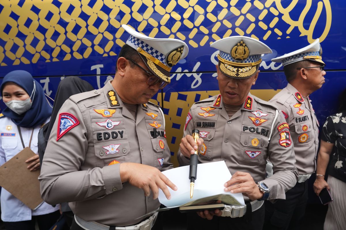 Korlantas menggelar "ramp check" armada bus