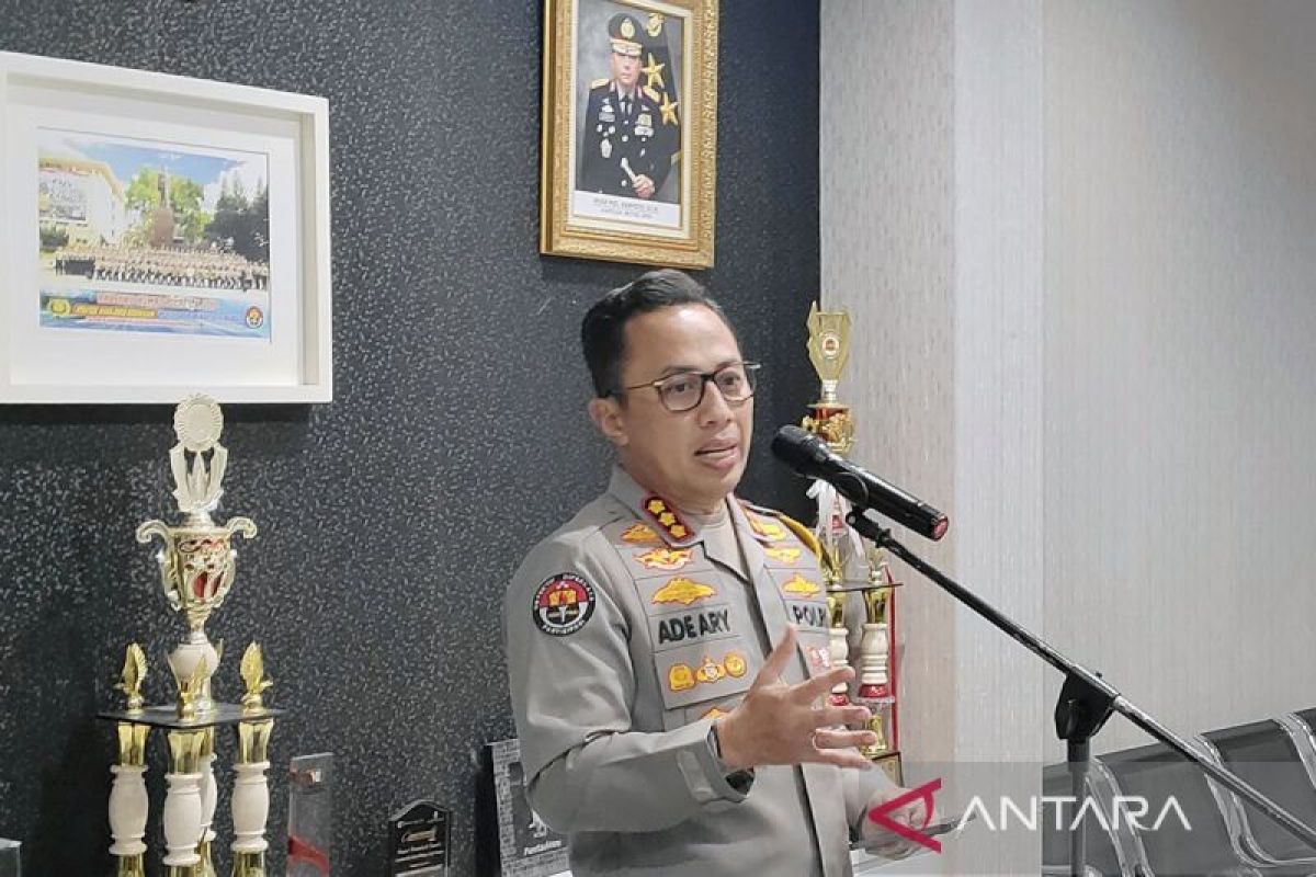 Polisi tangkap lima orang terkait pemalsuan pelat khusus DPR