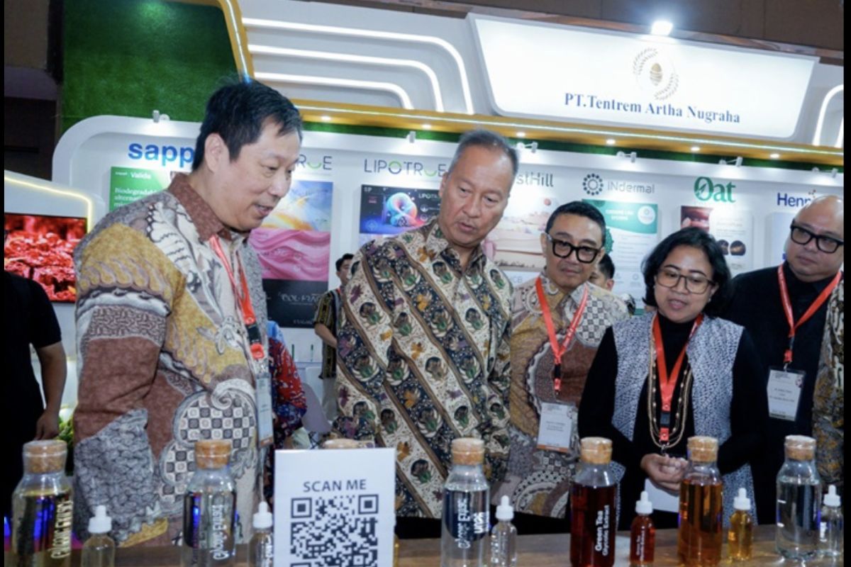 Menperin mendorong kolaborasi industri sediakan bahan baku kosmetik