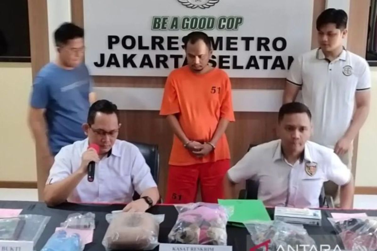 Ayah bunuh empat anak di Jagakarsa, pelaku disidang