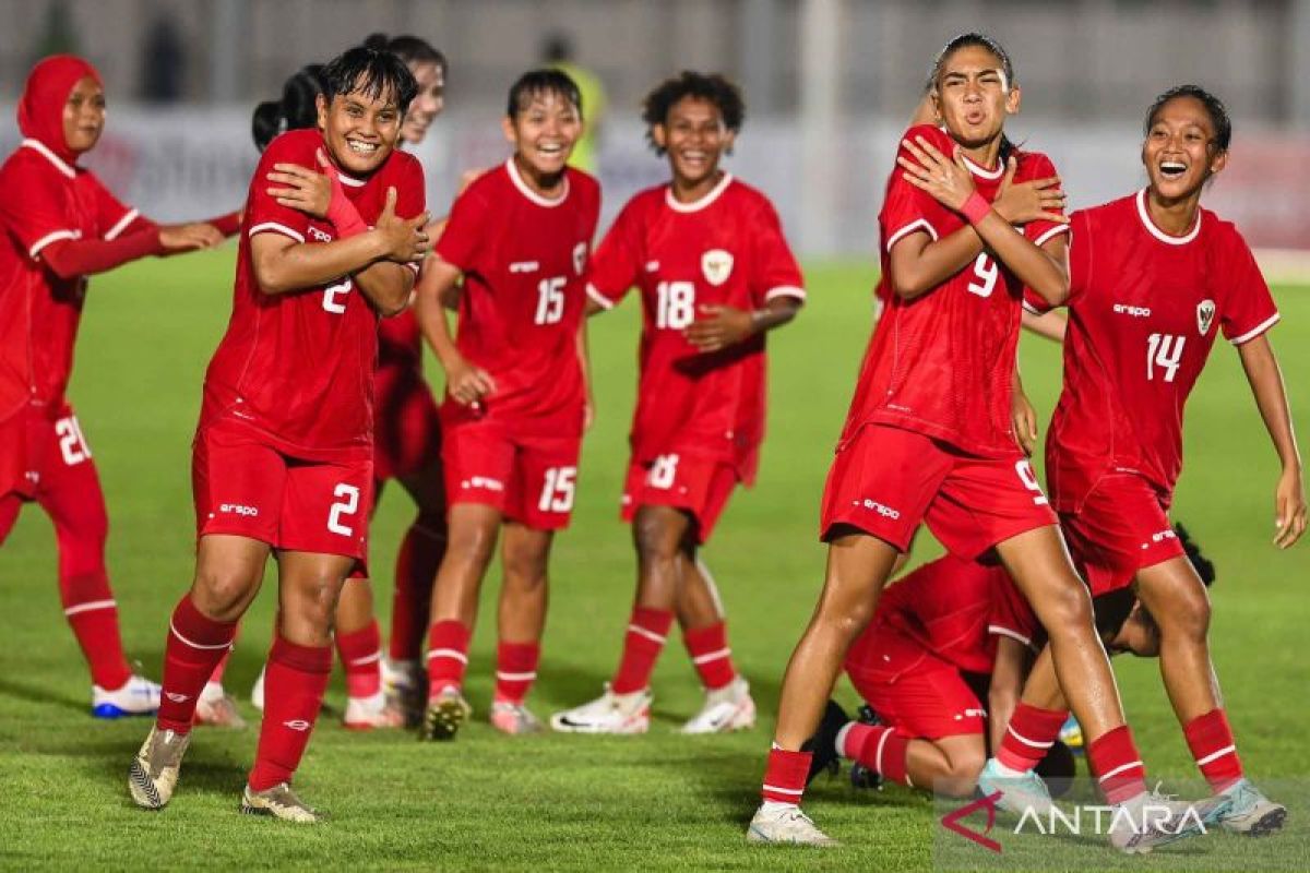Timnas putri Indonesia gunduli Bahrain tiga gol tanpa balas