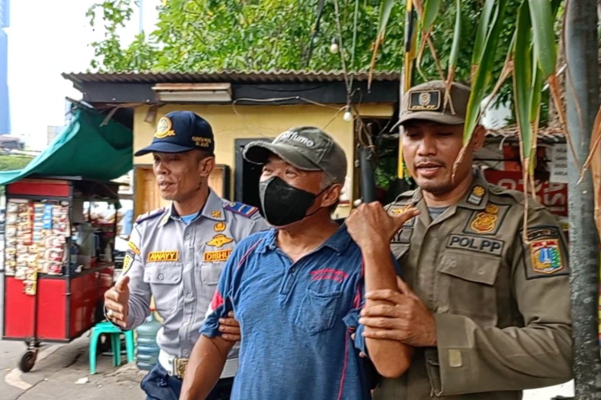 25 juru parkir liar ditangkap petugas gabungan di Jakarta Pusat