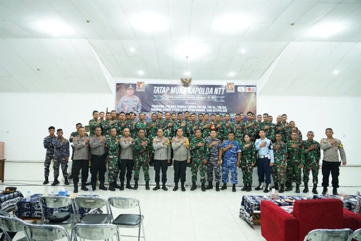 Kapolda tekankan sinergitas TNI-Polri kawal pilkada di Sumba Timur