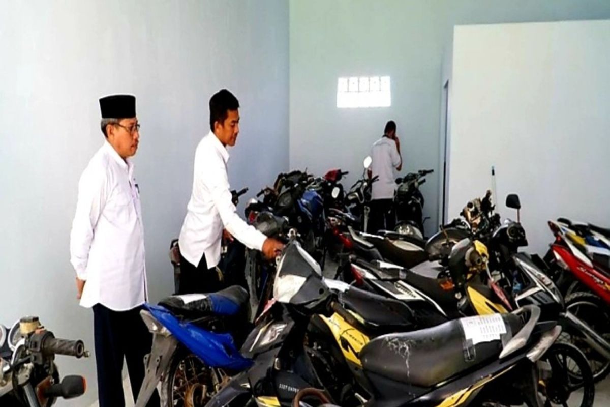 Pemkab Gorontalo Utara lelang 42 barang milik daerah