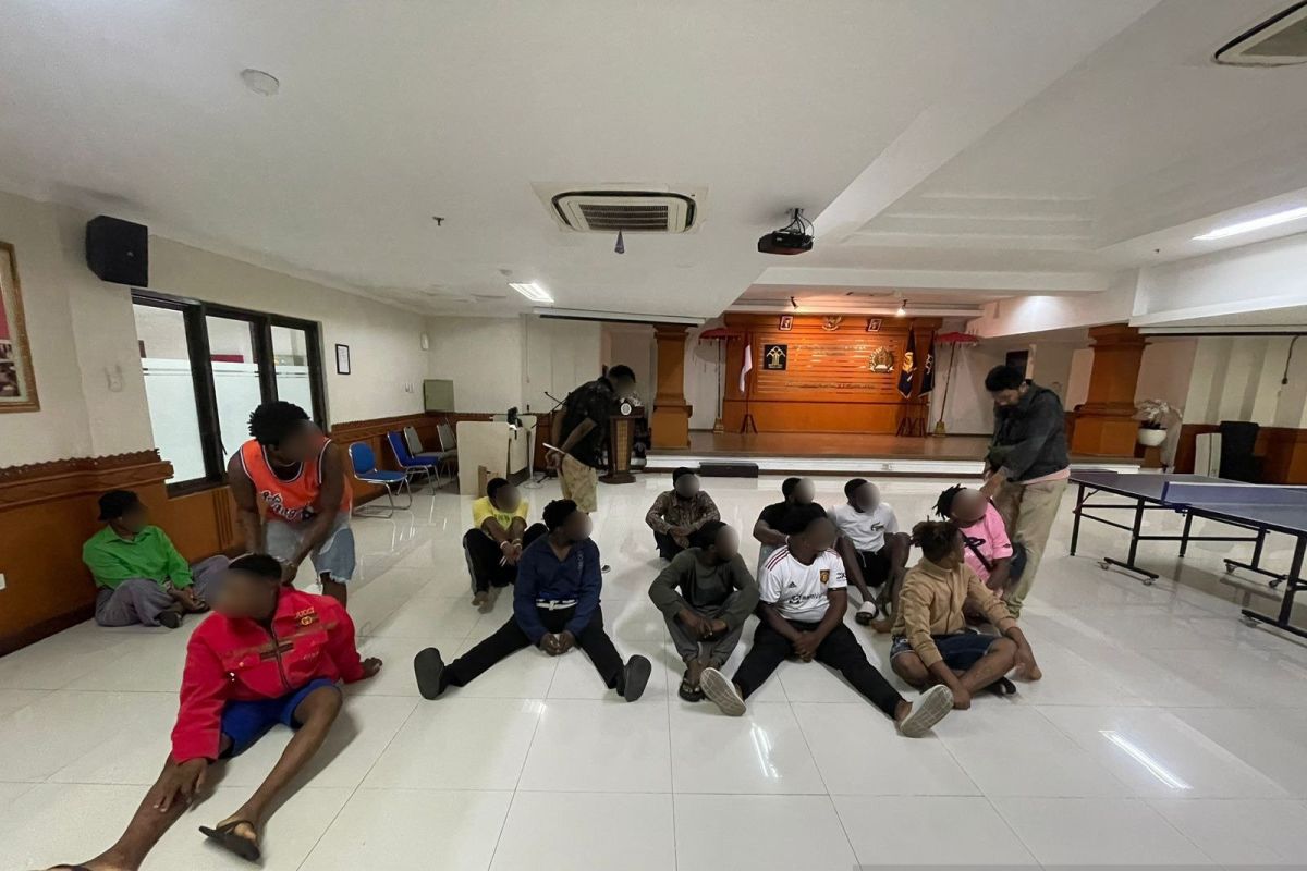 Imigrasi Ngurah Rai Bali tangkap 24 warga negara Afrika