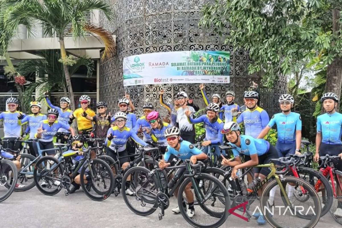 20 pesepeda melintasi Jakarta-Lombok untuk sehat, prestasi dan amal