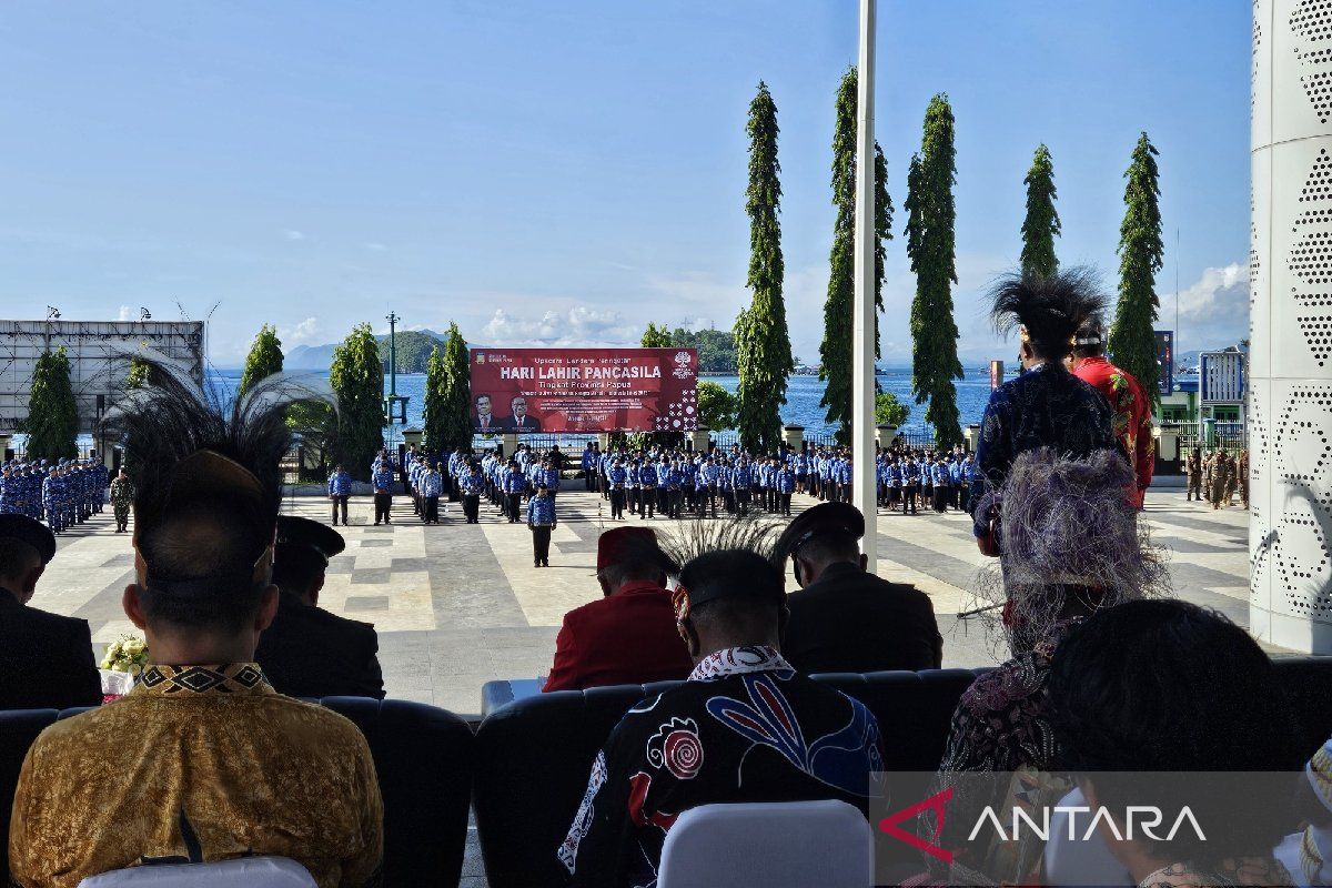 Papua government hopes Pancasila values embedded in young people