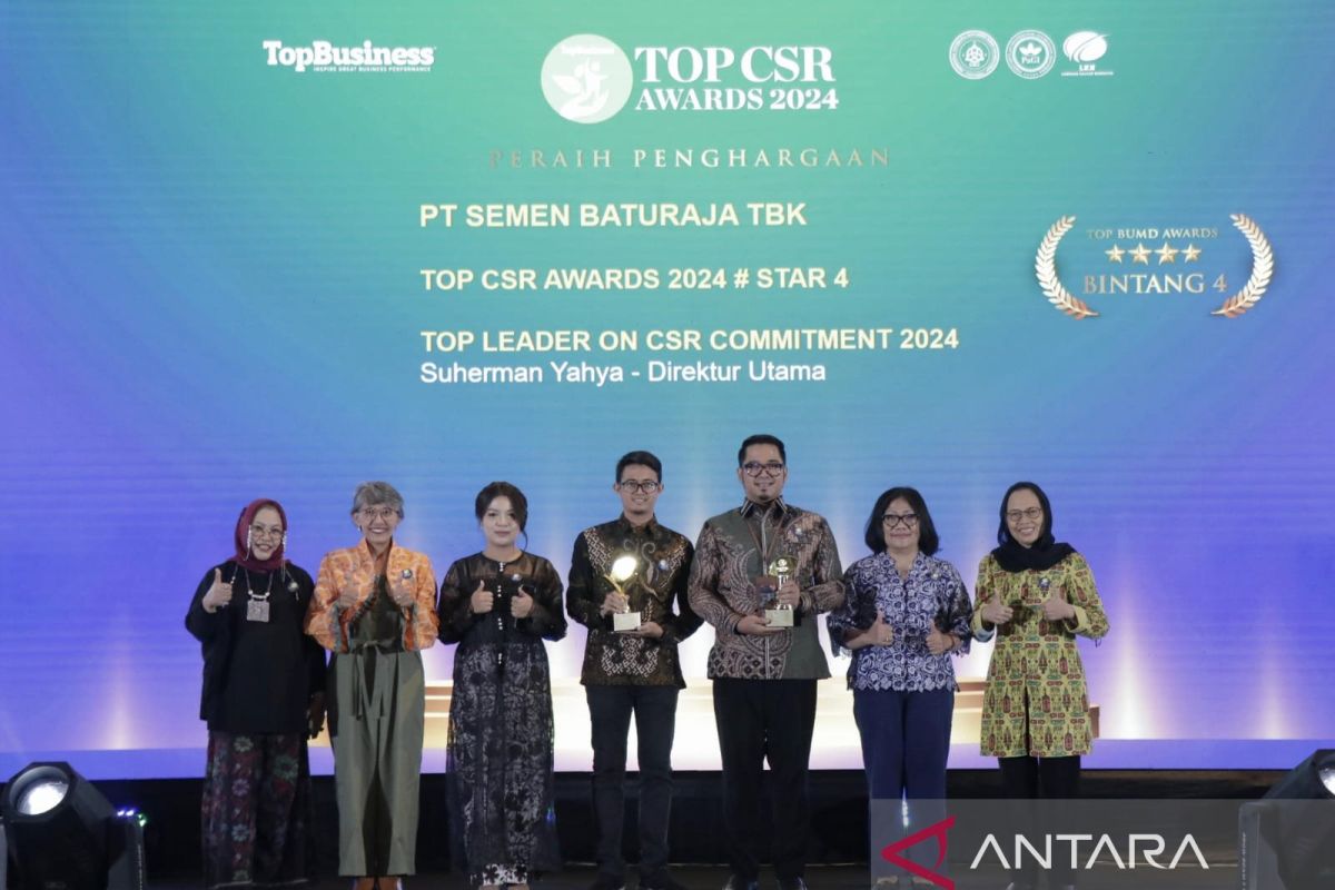 Semen Baturaja raih penghargaan  TOP CSR Awards 2024