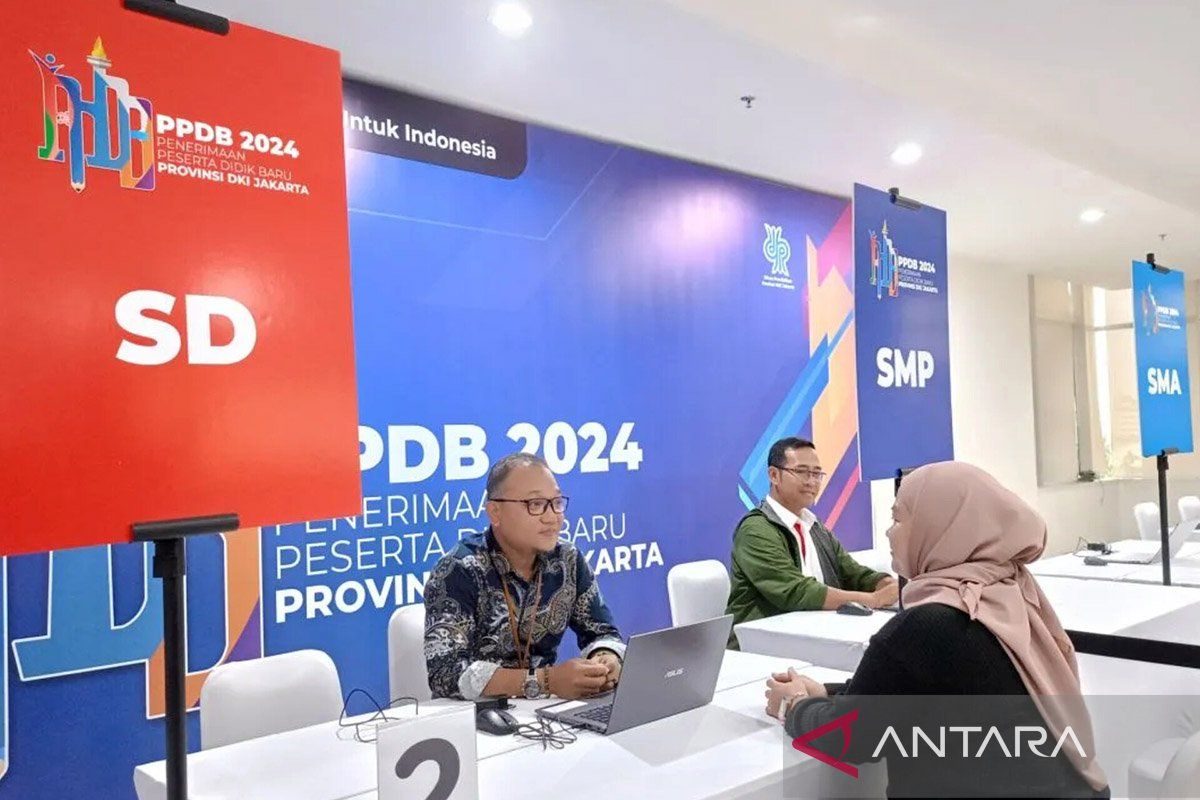 DKI sepekan, pemantauan posko PPDB hingga imbauan bijak pakai air